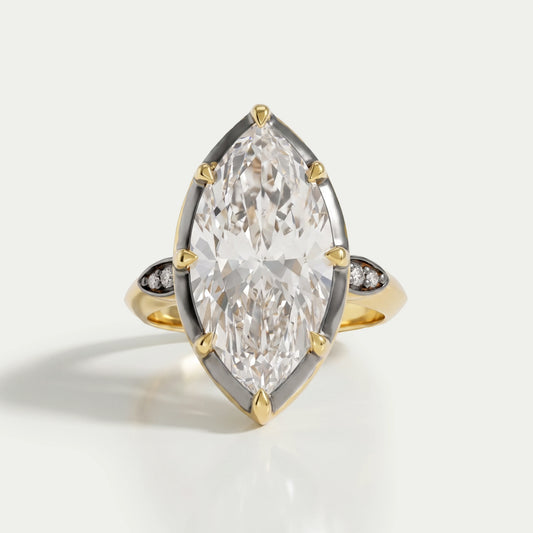 Meryl Streep Golden Globes Awards - Marquise Diamond Ring