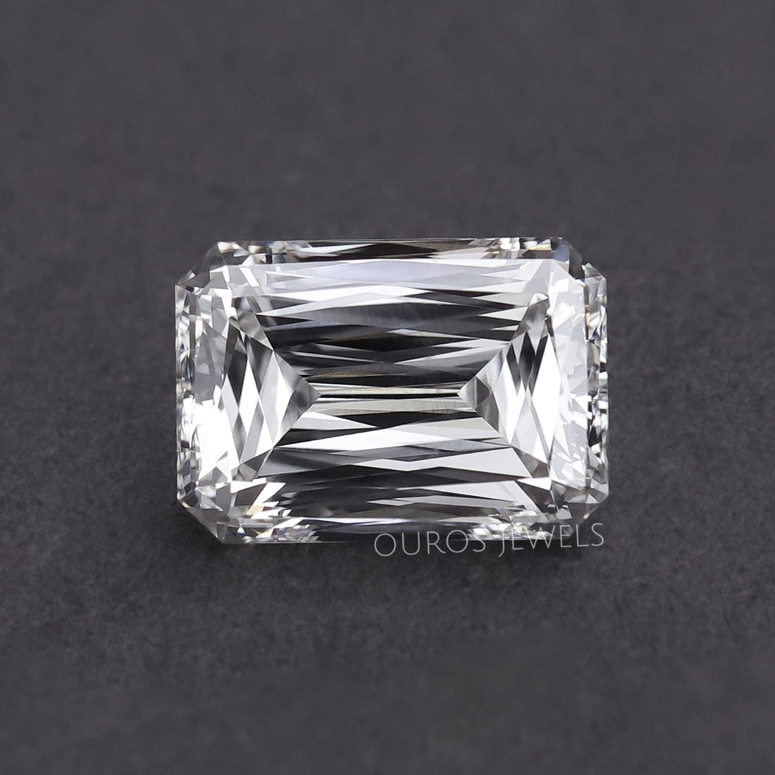 Criss Cut Antique Lab-Grown Diamond