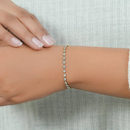Bracelet tennis à sertissage clos avec diamants de laboratoire ronds de 3,00 mm
