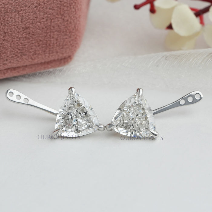 Boucles d'oreilles en diamants synthétiques taillés en laboratoire de taille trillion