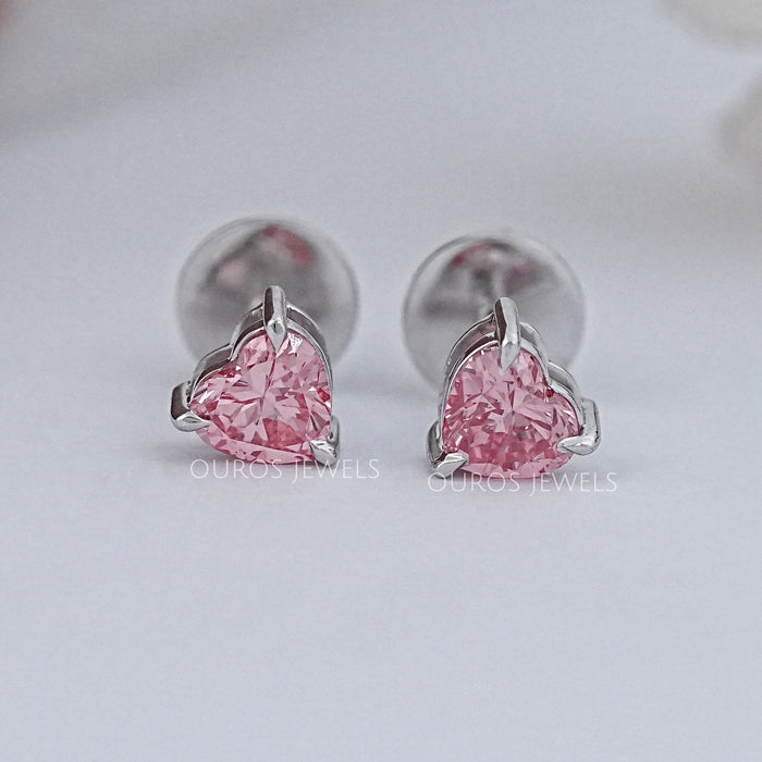 Boucles d'oreilles en diamant taille coeur rose