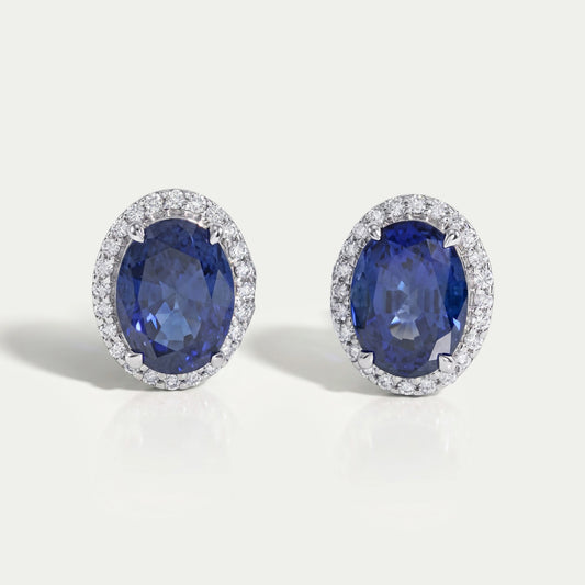 Clou d'oreille en saphir taille ovale