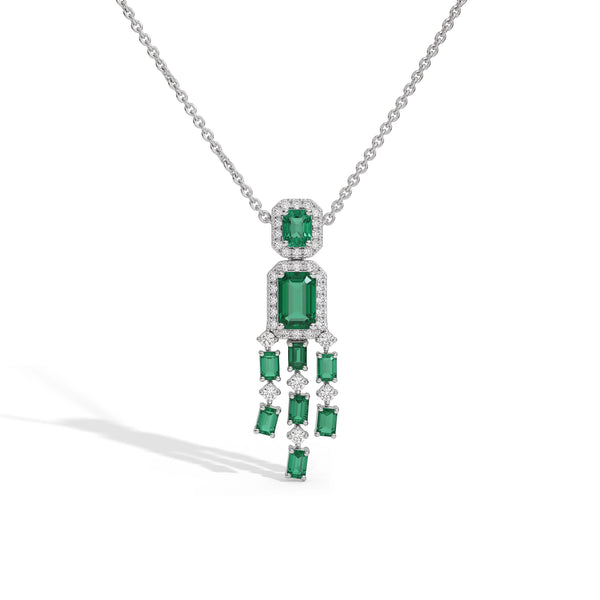 Ensemble de colliers lustres à halo de diamants et émeraude verte