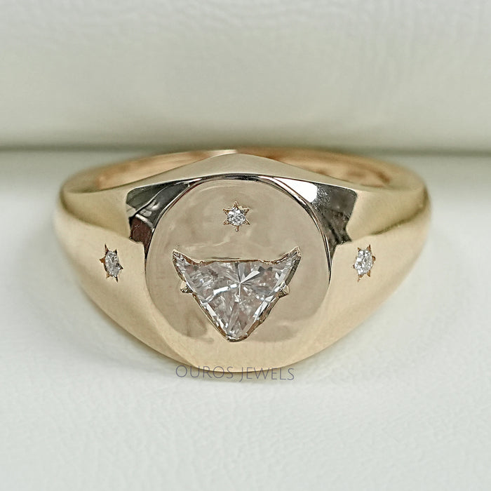 Alliance de mariage antique avec diamant de laboratoire à taille de taureau
