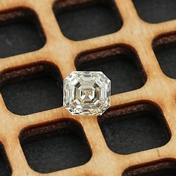 Diamant de laboratoire de taille Asscher d'une ancienne mine