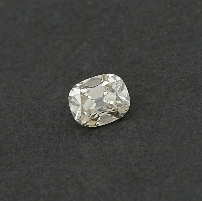 Superbe diamant de laboratoire à taille coussin provenant d'une ancienne mine