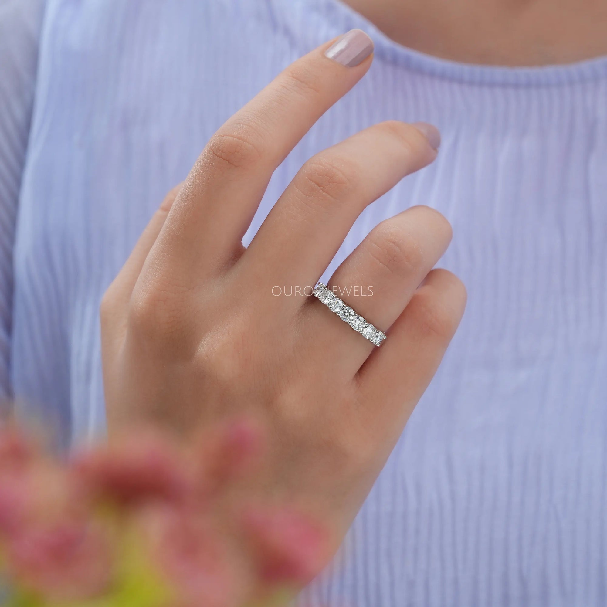 Seven Stone Shared Prong Ring