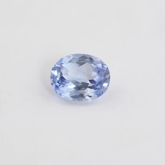 Saphir bleu clair colombien de 6,49 carats