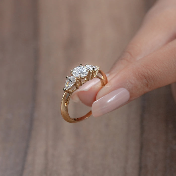 Bague de fiançailles avec 3 diamants de laboratoire à taille ronde