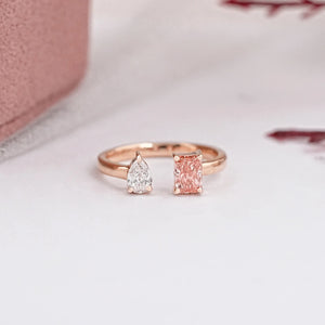 Pear And Radiant Lab Diamond Toi Et Moi Ring