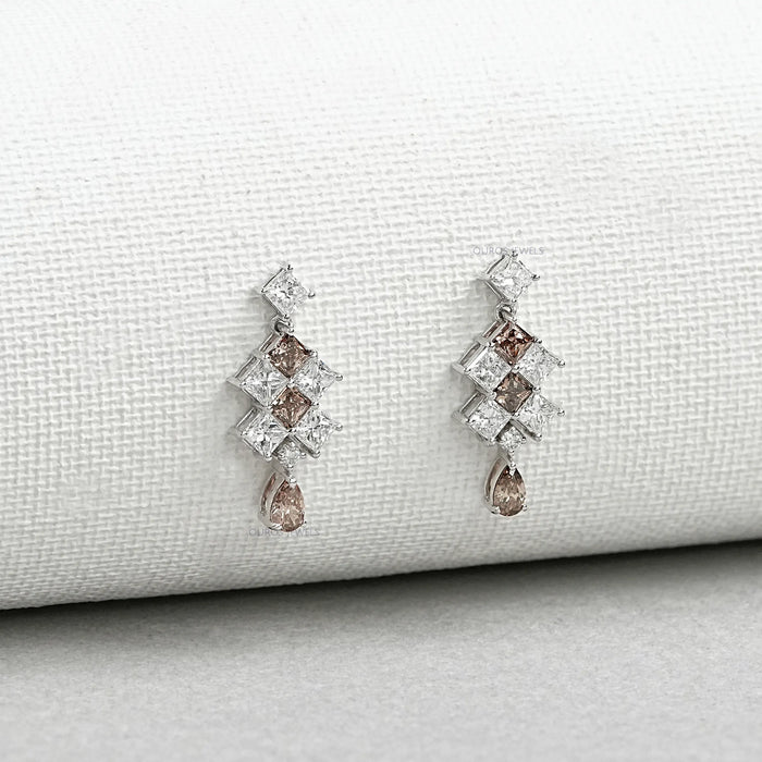 Boucles d'oreilles pendantes en diamants de laboratoire taille princesse en chocolat