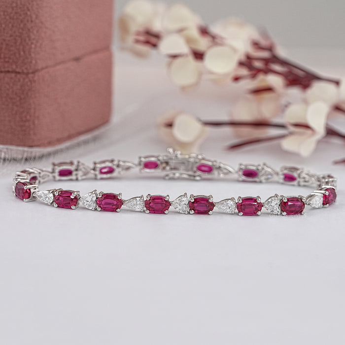 Bracelet de tennis ovale en rubis et diamants