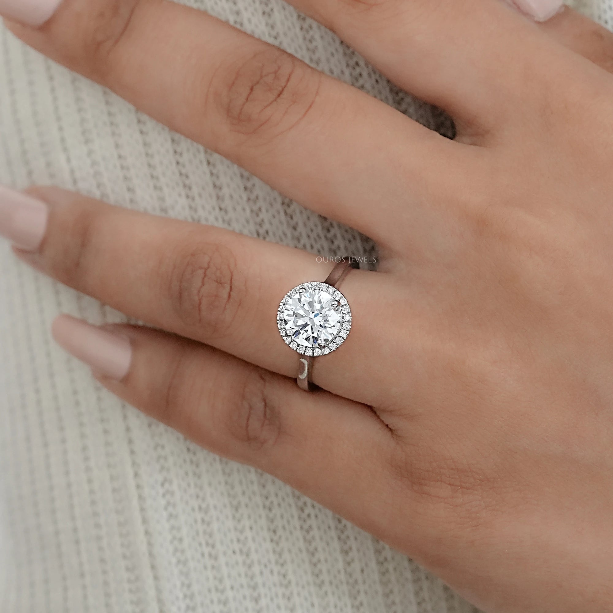 Round Brilliant Cut Halo Diamond Solitaire Engagement Ring Ring