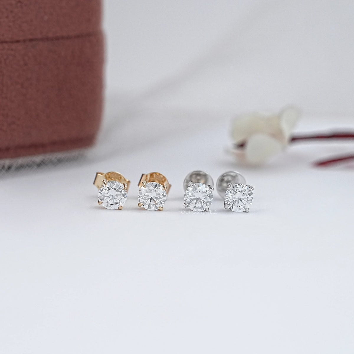 Round Cut Lab Grown Diamond Stud Earrings Earrings