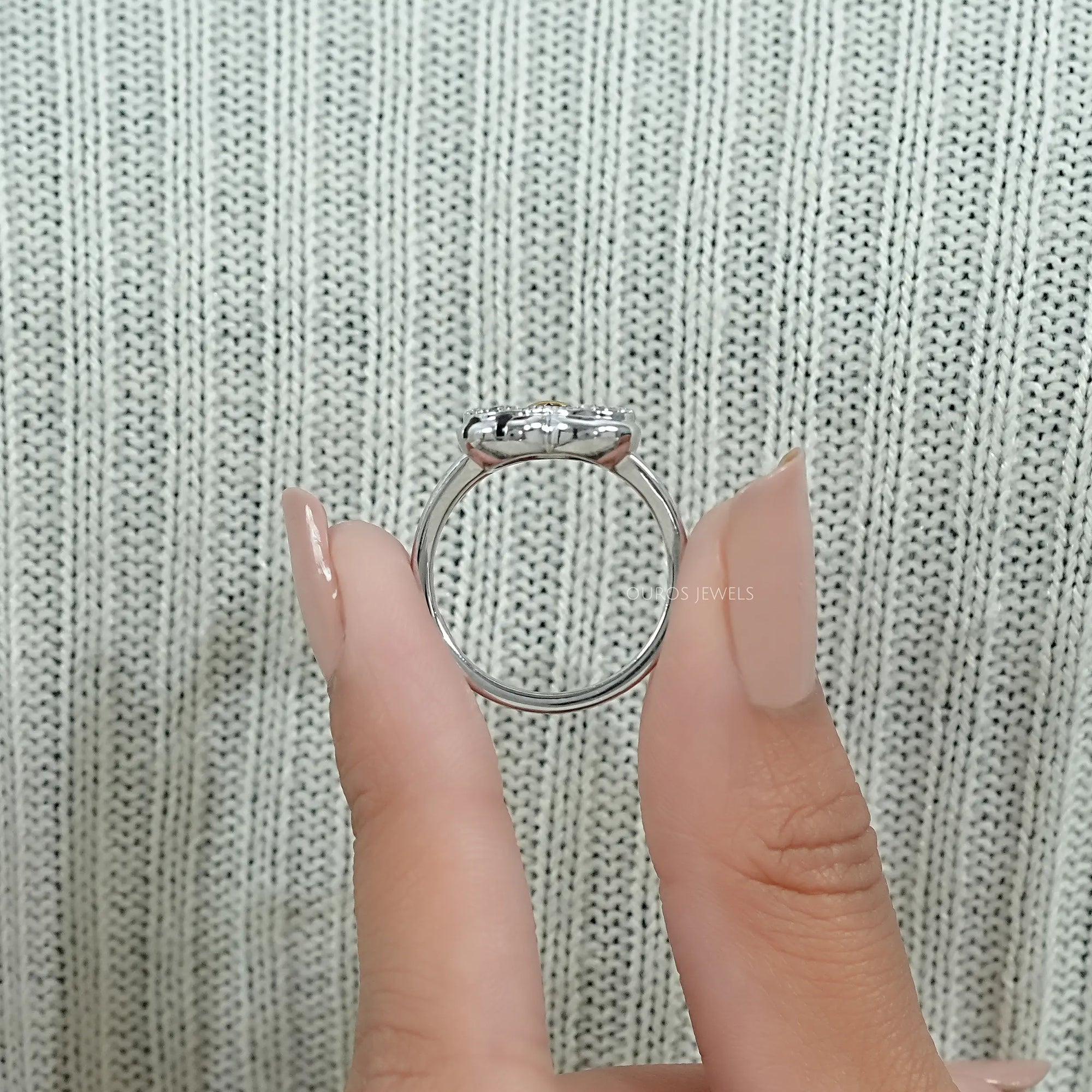 Heart Shape Round Diamond Signet Ring Ring