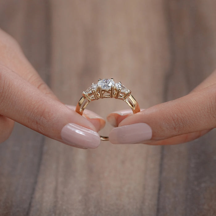 Bague de fiançailles avec 3 diamants de laboratoire à taille ronde