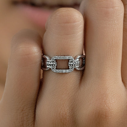 Round Lab Diamond Chain Link Ring Ring