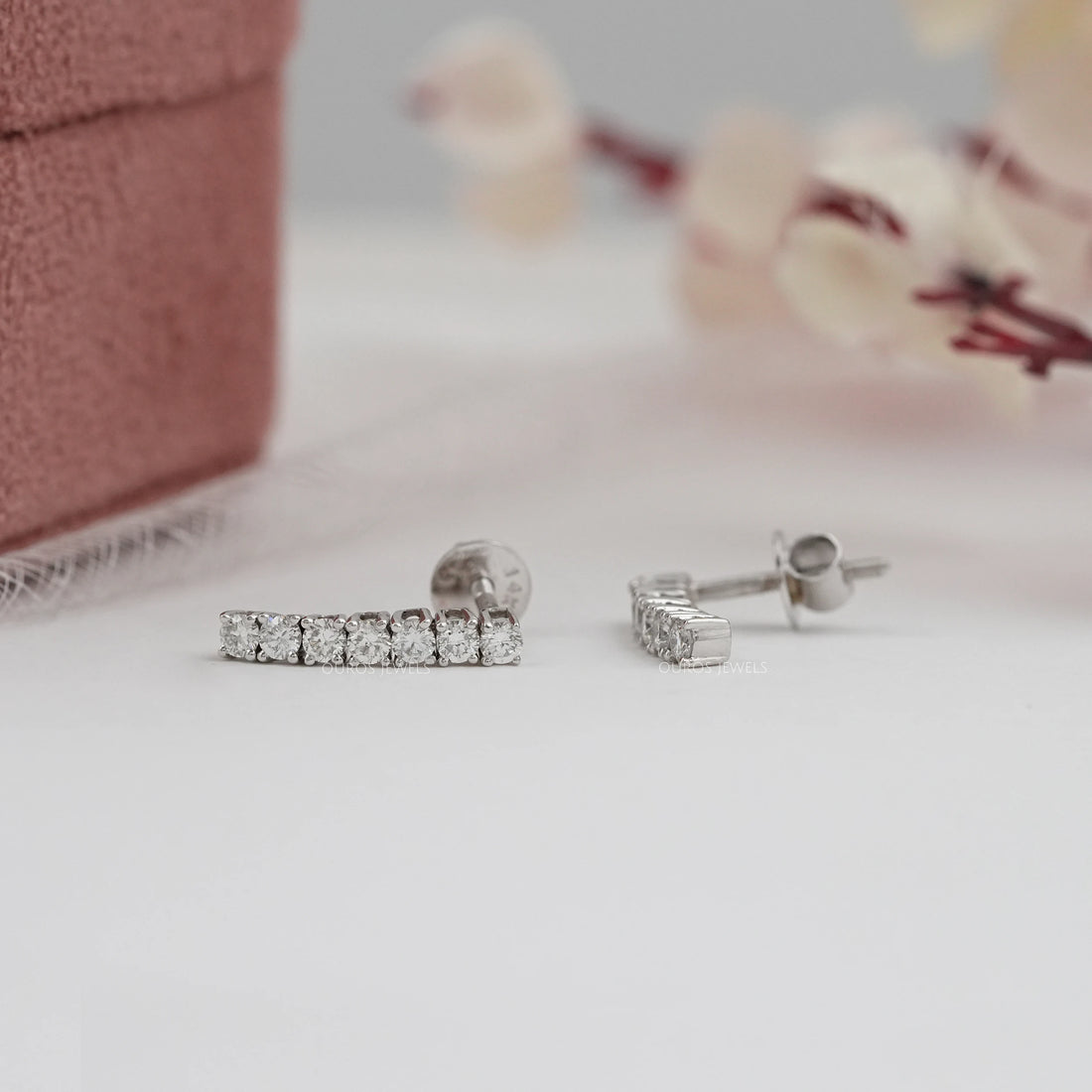Round Lab Diamond Linear Drop Earring Earring