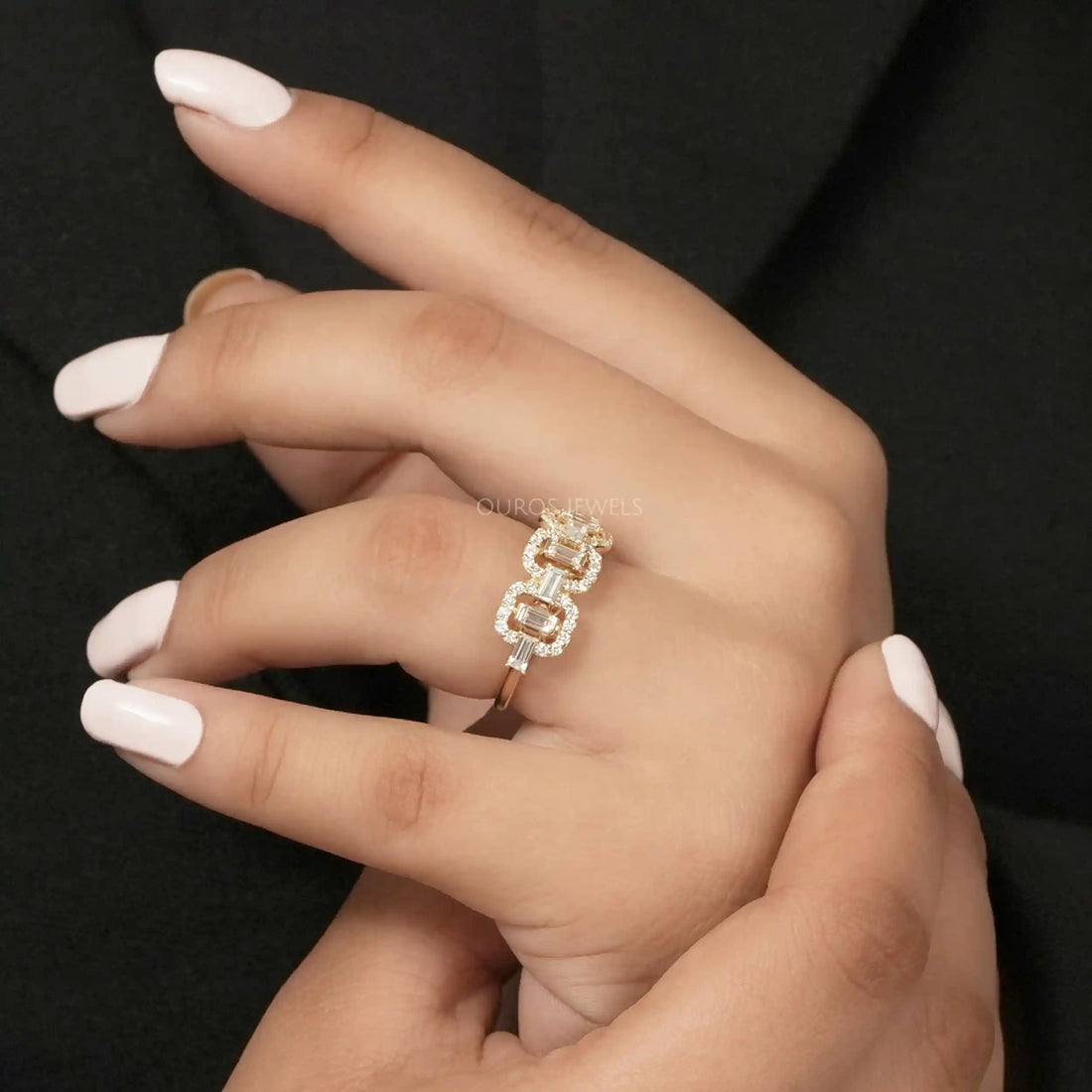 Baguette And Round Cut Lab Diamond Circle Chain Link Ring