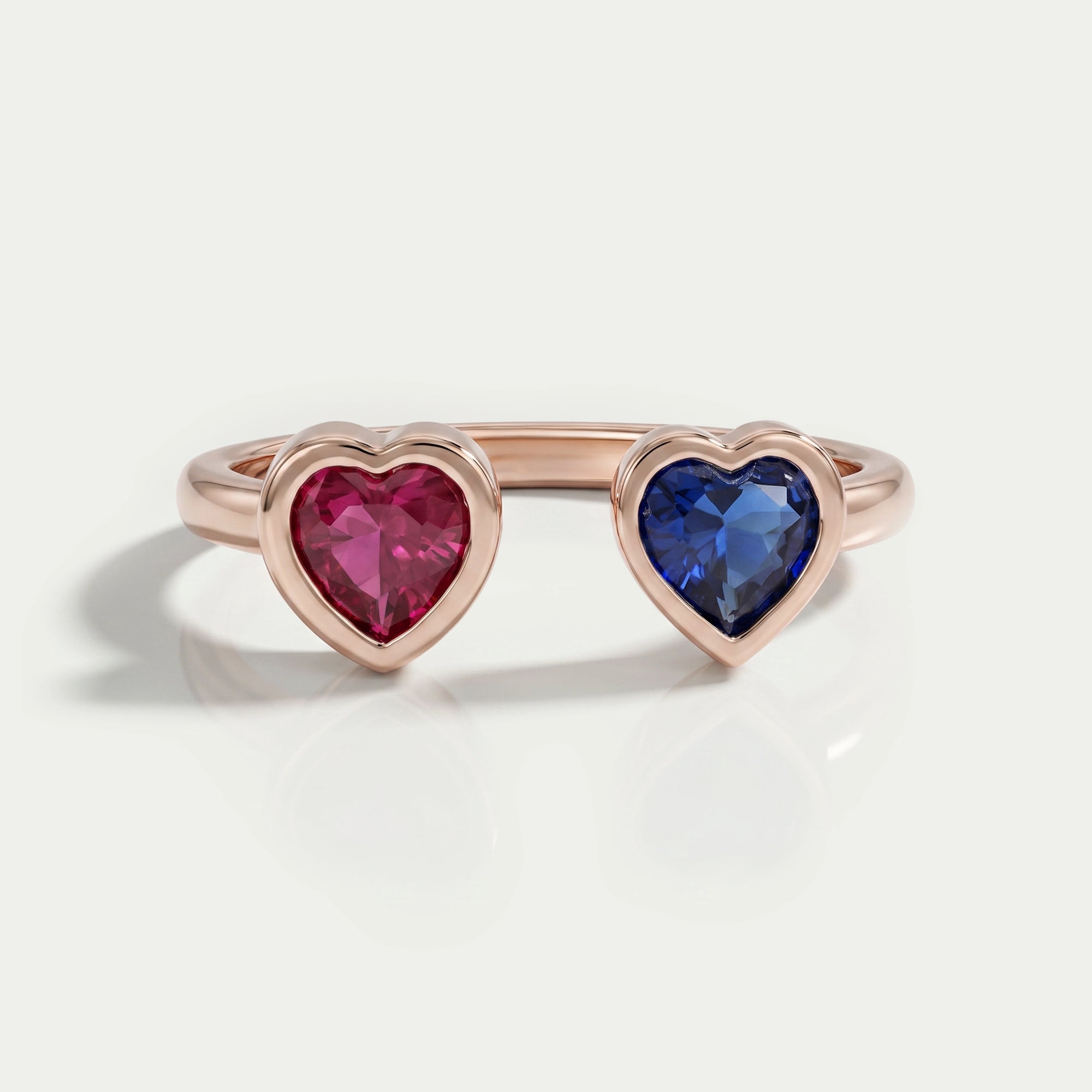 Bague manchette ouverte en saphir et rubis avec cœur