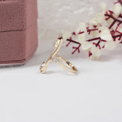 Single Cut Diamond Nouveau Ring