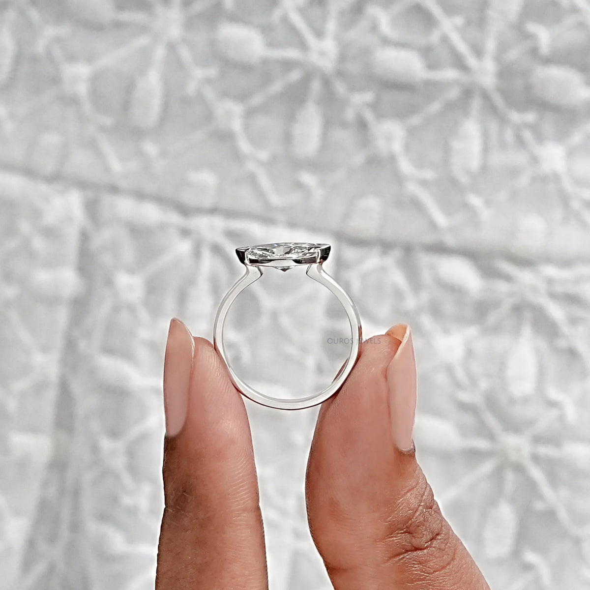 East-West Set Marquise Diamond Ring Ring