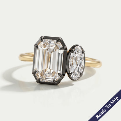 Bague halo en émeraude taille ancienne serti clos avec entourage diamants