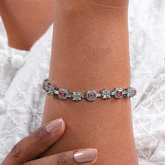 Bracelet tennis en diamants Asscher roses et fleurs