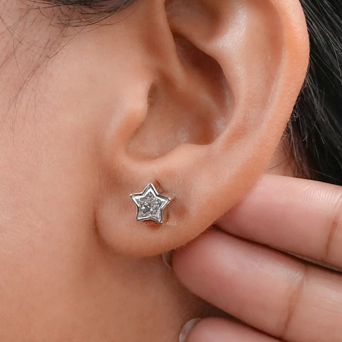 Clou d'oreille avec diamant de laboratoire taille étoile serti clos