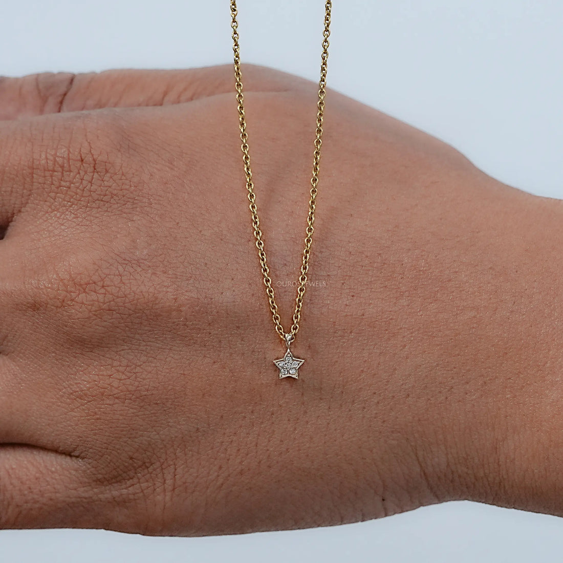 Lab Grown Round Diamond Star Shape Pendant Necklaces