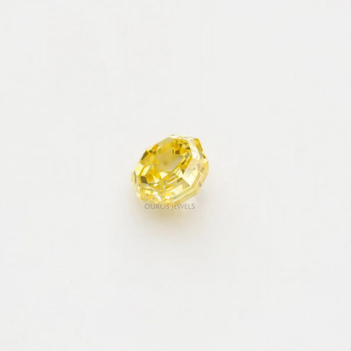 Diamant de laboratoire taille octogonale jaune de 1,25 carat