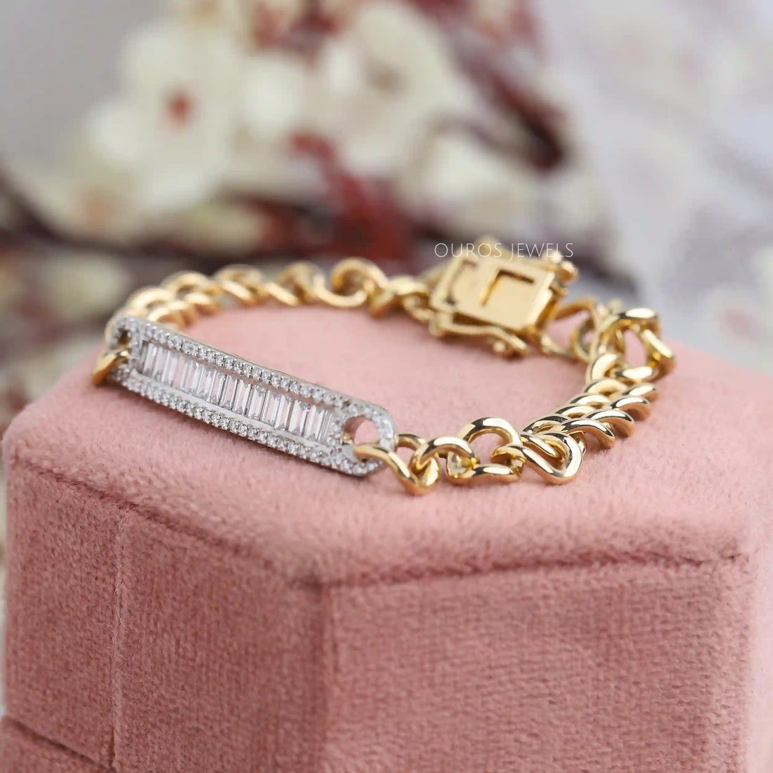 Baguette Cut Diamond Curb Link Bracelet Bracelet