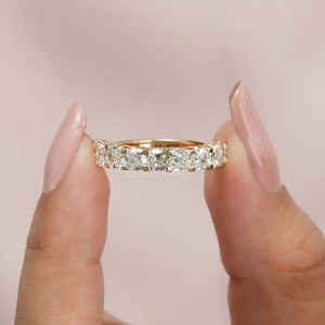 [image showing model holding cushion cut band][Ouros Jewels] 