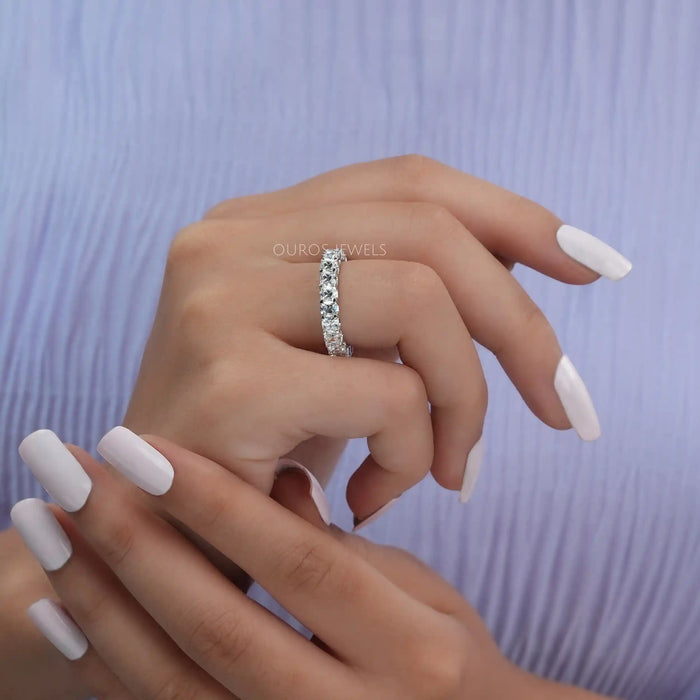 Alliance de mariage éternité taille coussin Old Mine