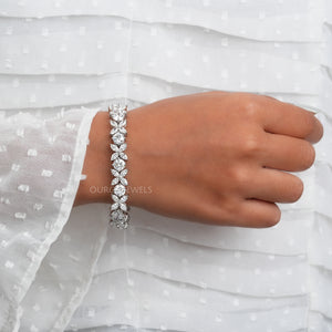 Bracelet de luxe avec diamants ronds et marquise