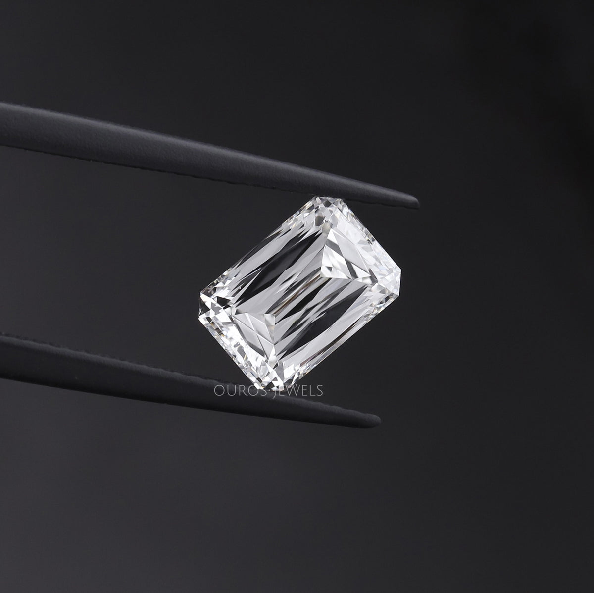 Criss Cut Antique Lab-Grown Diamond
