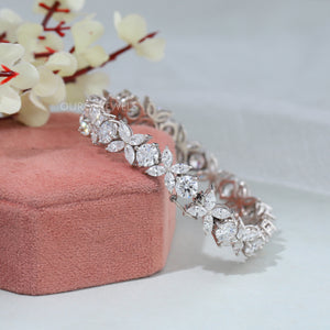 Bracelet de luxe avec diamants ronds et marquise