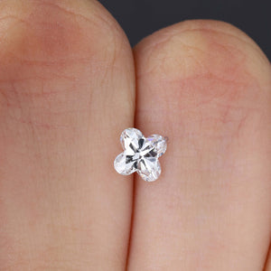 Diamant de 0,80 carat de forme florale, cultivé en laboratoire