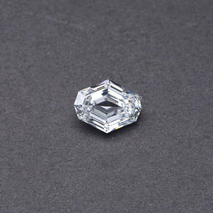 Diamant de laboratoire taillé en pointe de 1,05 carat