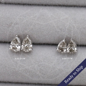 Boucles d'oreilles en or blanc 14 carats avec diamants en forme de poire et olive