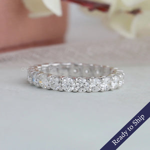 Alliance de mariage éternité avec diamants taille ronde éblouissants