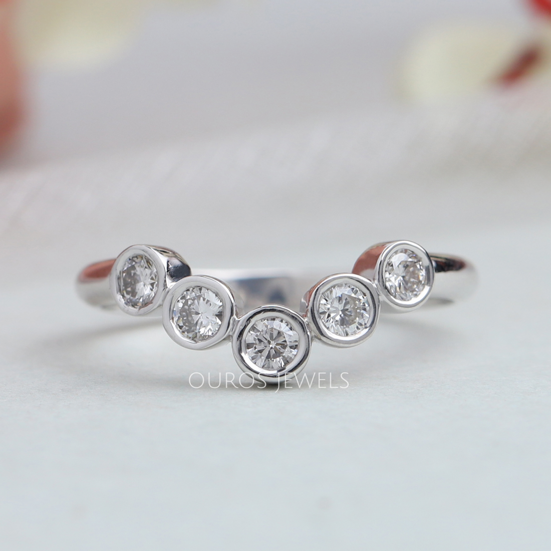 Bezel Set Round Cut Lab Diamond Curved Ring