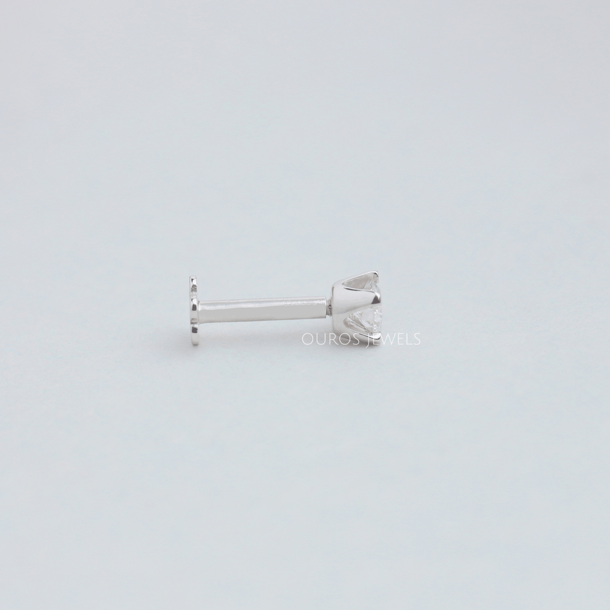Round Cut Diamond Nose Pin
